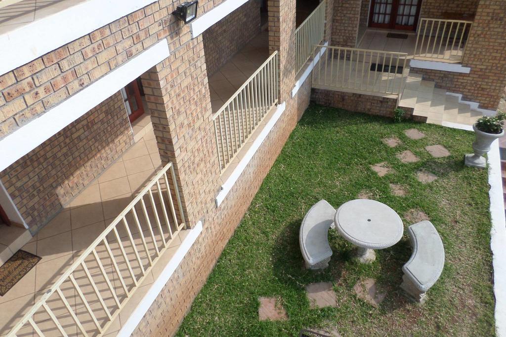 Country Link Guest Lodge Komatipoort Exterior foto