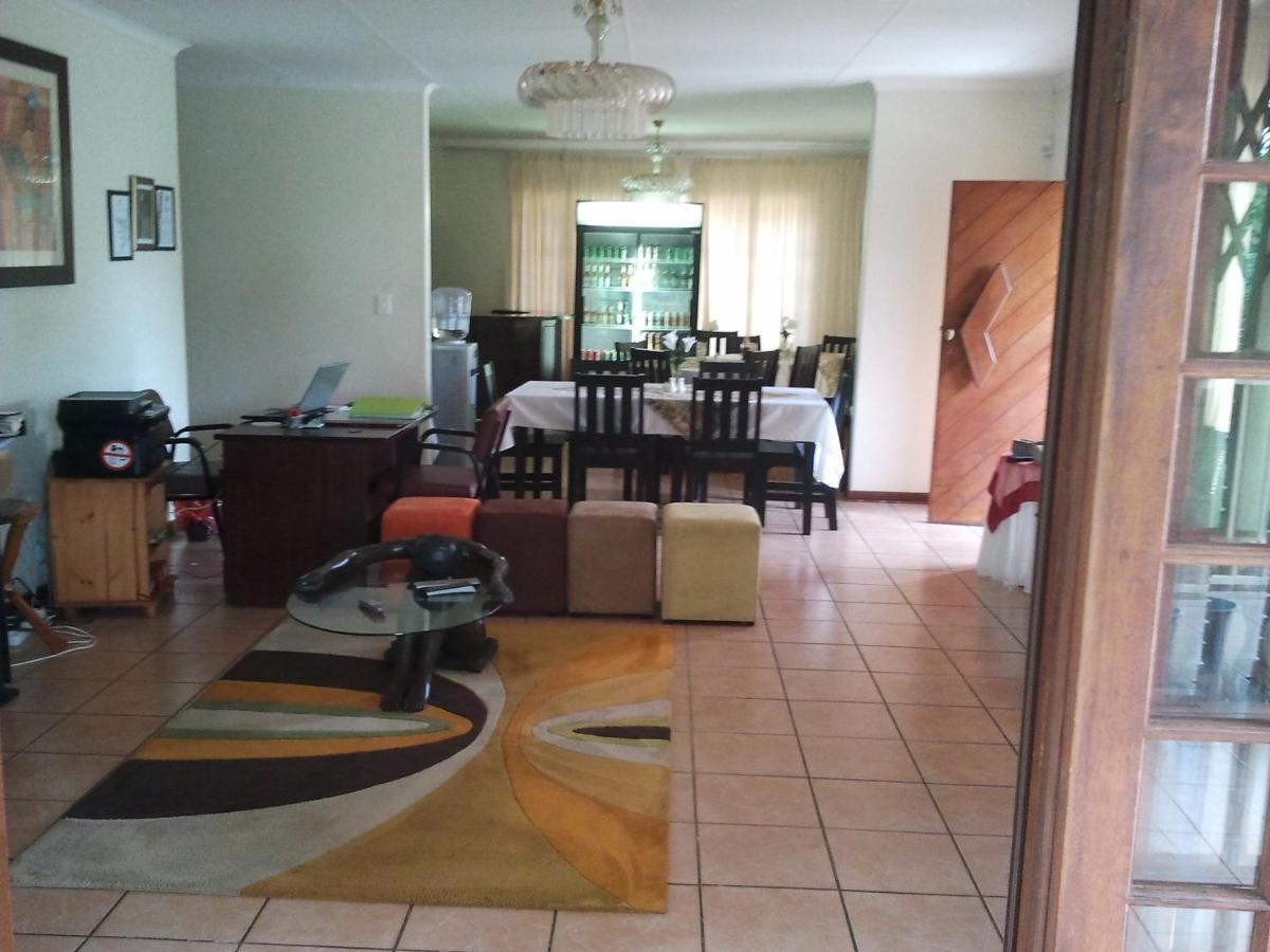 Country Link Guest Lodge Komatipoort Exterior foto